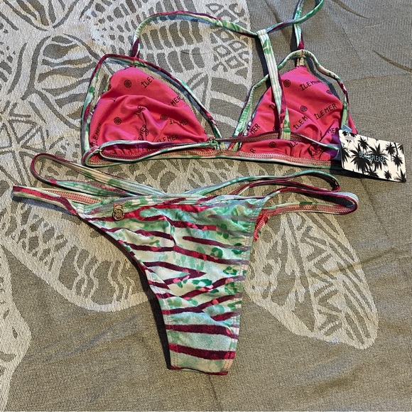 Designer bikini - Picture 2 of 3